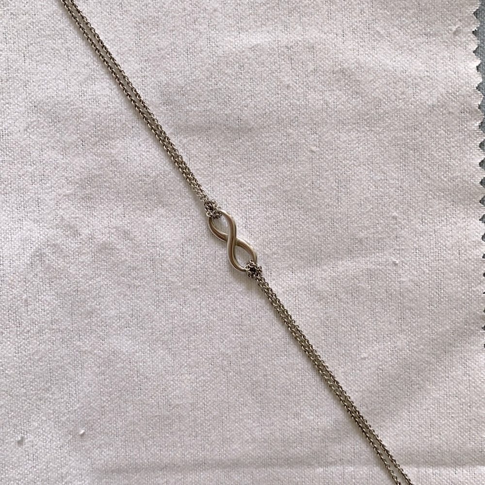 Tiffany&Co. Infinity Necklace
